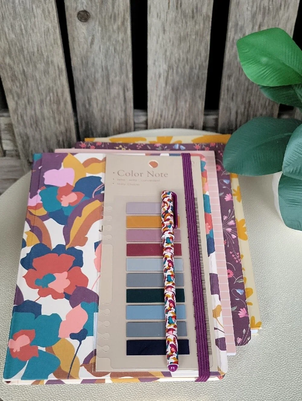 Vera Bradley Fabric Covered Floral Journal Immersed Blooms, Pen & Supplies